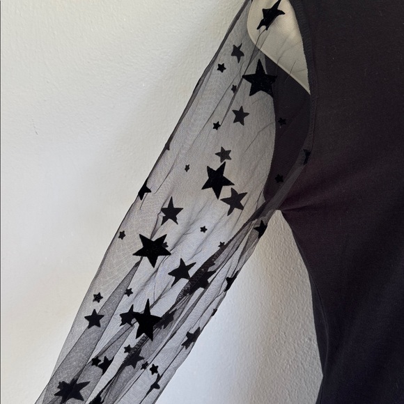 New York & Company black high neck sheer mesh star sleeve top size small - Picture 6 of 16